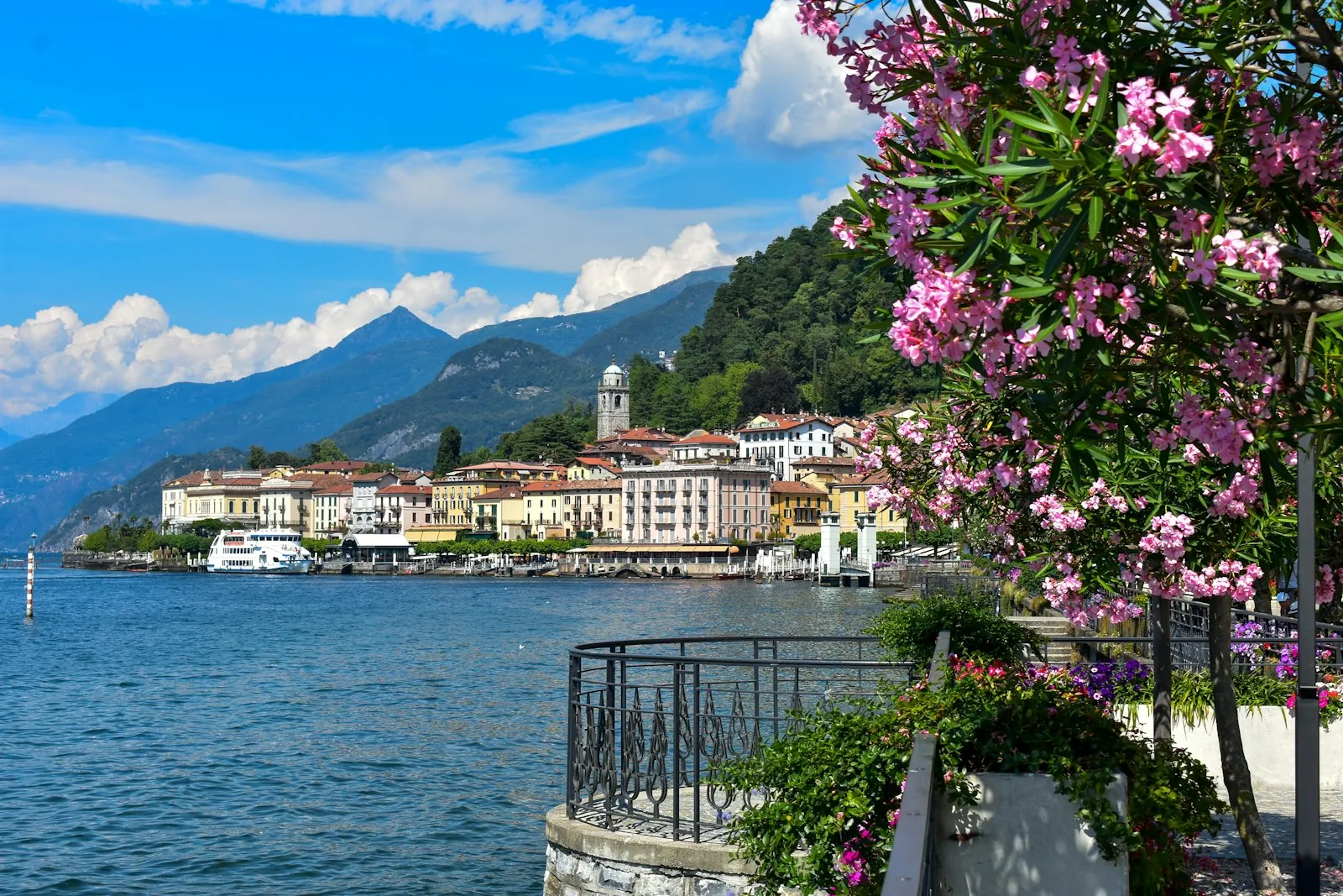Houses facing Lake Como
